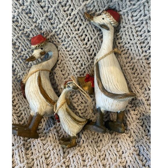 Set of 3 Antiqued Wood Look Geese for Christmas